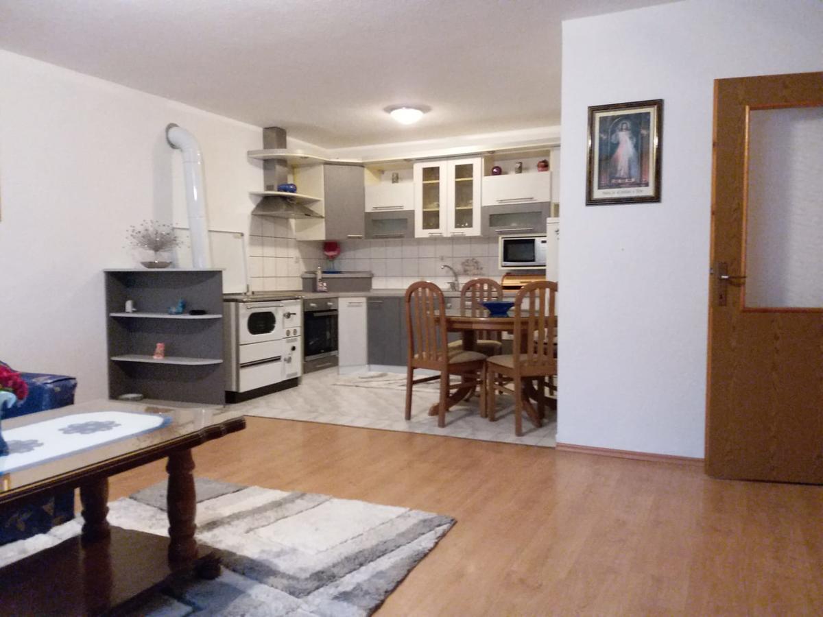 Kuca Za Odmor Sarcevic Apartment Prozor Exterior photo